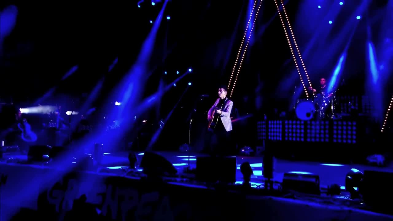 Glastonbury 2013 - Arctic Monkeys - Mardy Bum Live