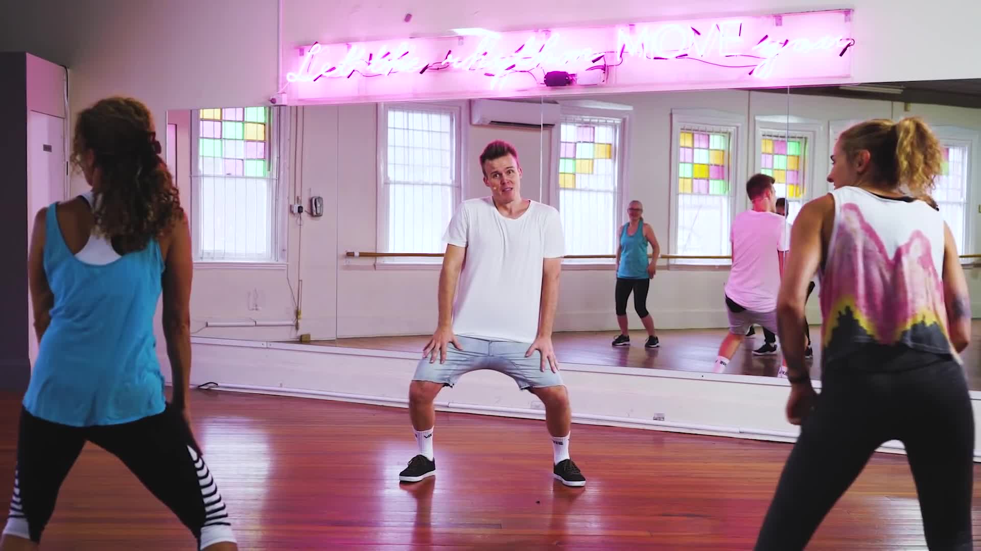 Classic 80s - 10 Min Dance Class