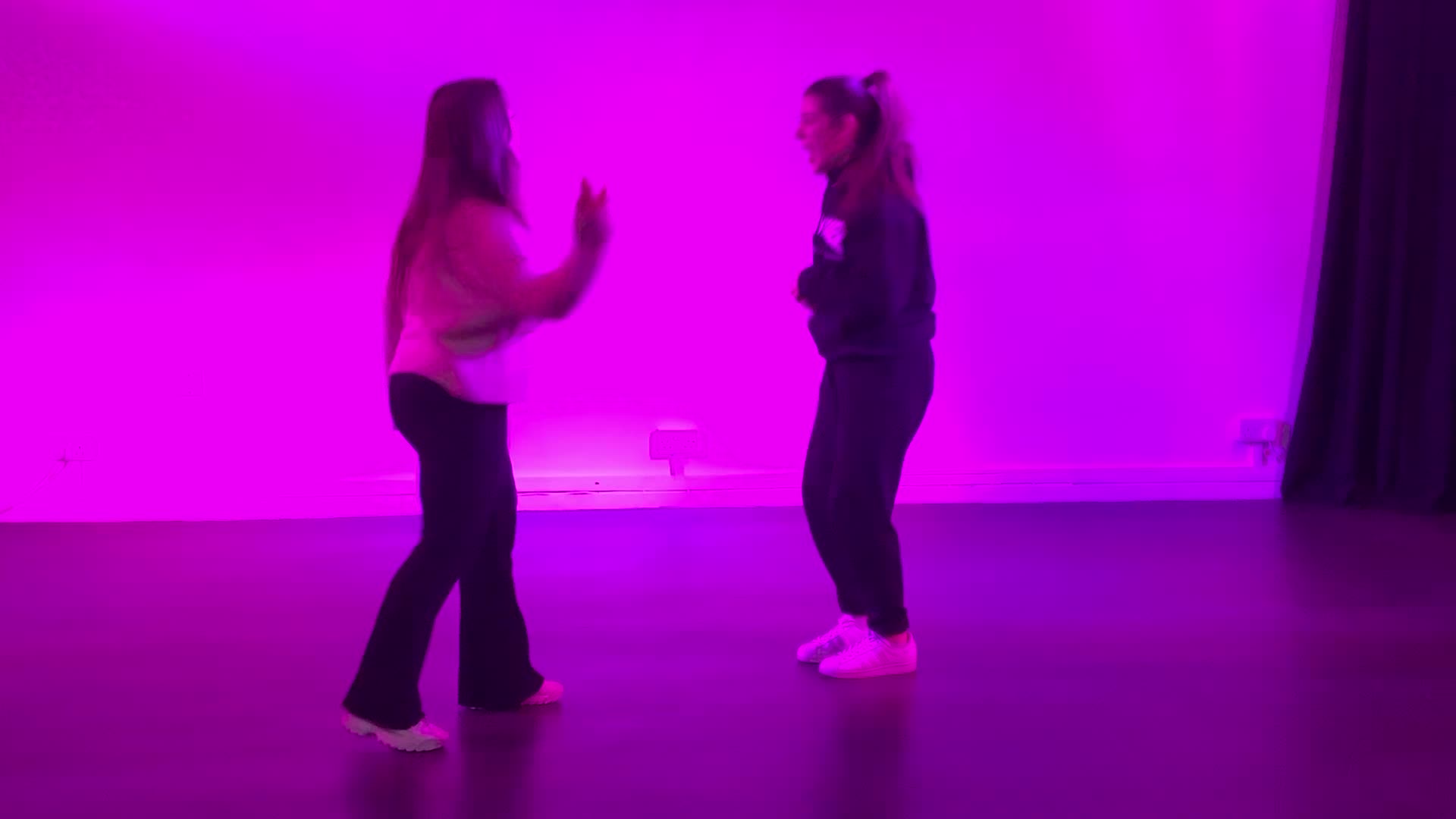 Stage slap 2