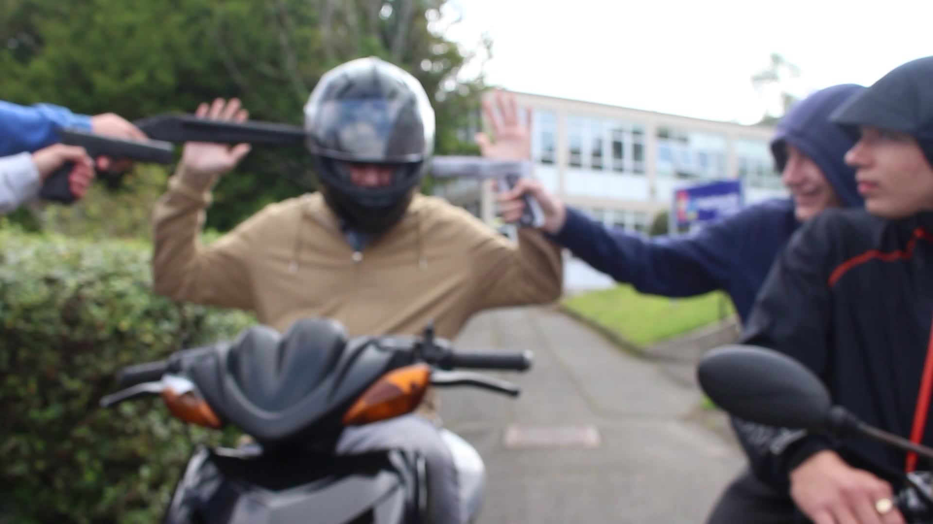 continuity Lino Keadell