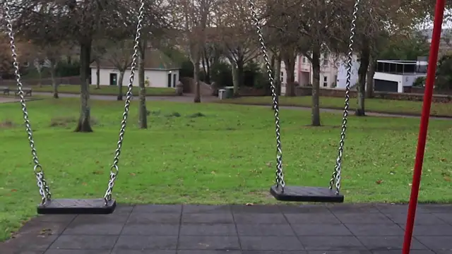 Familiar Strager Trailer - chase (re-upload)