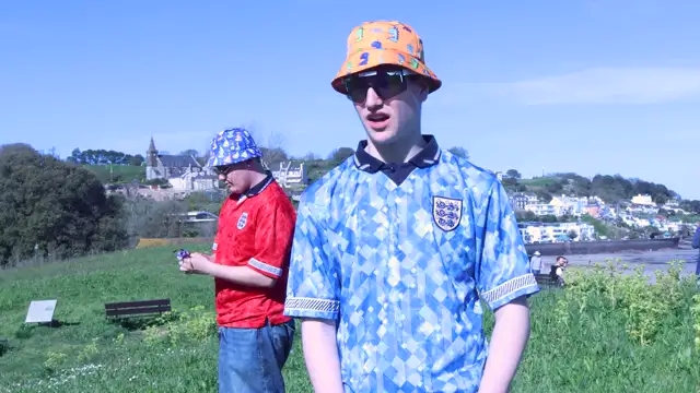 Martin & Kev - Dexter